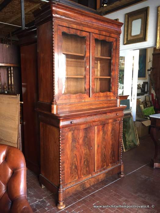 Antica credenza biedermeier - Credenza biedermeier in piuma di mogano