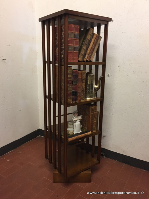 Antichità il tempo ritrovato - Antiquariato e restauro - Mobili antichi- Librerie-Piccola libreria girevole Libreria girevole di piccole dimensioni