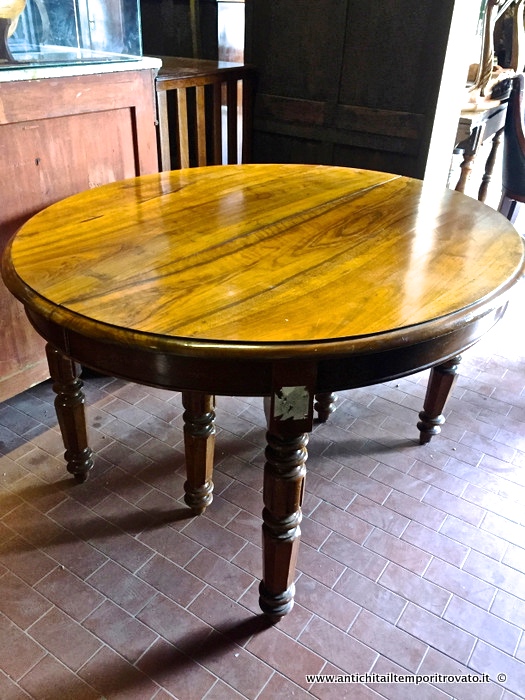 Antico tavolo ovale in noce sino a m.2,10 - Tavolo francese allungabile a 6 gambe