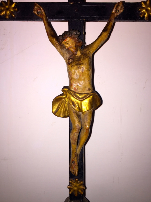 Oggettistica d`epoca - Arte sacra - Antico Cristo in croce in legno policromo Antica croce con Cristo in legno intagliato meta 800 - Immagine n°4  
