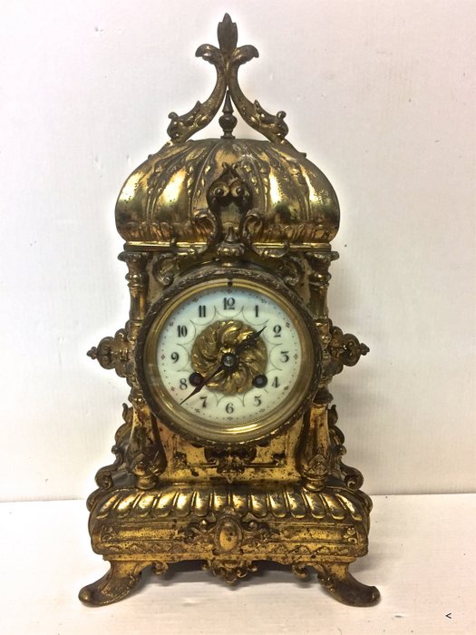 Antico orologio dell`800 in metallo dorato - Antico orologio da camino francese