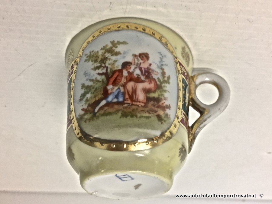 Oggettistica d`epoca - Tazze da collezione - Antica tazza da caffe austriaca dipinta a mano - Immagine n°6  