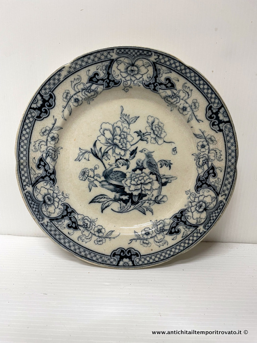 Antico piatto inglese con uccelli del paradiso - Antico piatto Vittoriano decorato in blu marcato Ellesmere
