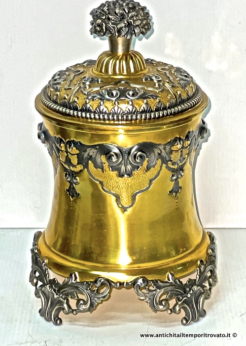 Spettacolare portabiscotti Silvart in argento dorato - Biscottiera punzonata Milano 844 di Giuseppe Silva