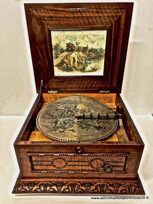 Antico Symphonion tedesco fine 800 con 26 dischi - Antico Music Box Symphonion Germania 1880 (26 dischi perfetti)