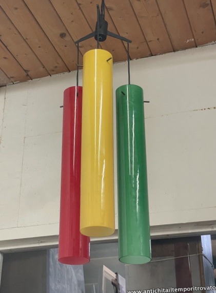 Lampadario a sospensione anni 50 Murano di Pianon per Vistosi - Lampada composta da tre elementi tubolari in vetro colorato: Pianon per Vistosi