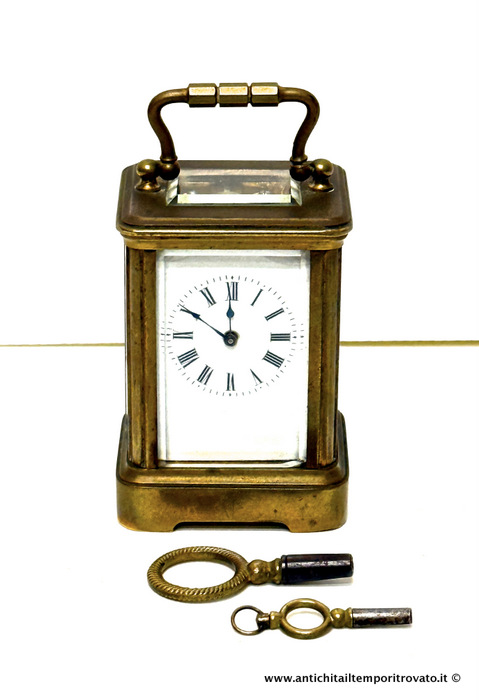  Antico Officielle solo tempo di piccole dimensioni: francese, fine 800 - Piccolo orologio francese fine 800 da carrozza o da viaggio