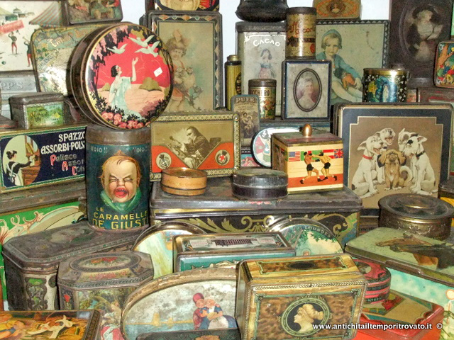Antichita' il tempo ritrovato - Negozio di antiquariato e restauro di mobili d'epoca a Cagliari - Vendita online di oggetti e mobili antichi - Scatole in latta d'epoca